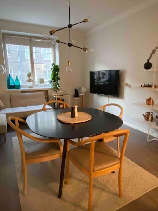 Glorious Apartment In Hakaniemi Хелзинки Екстериор снимка